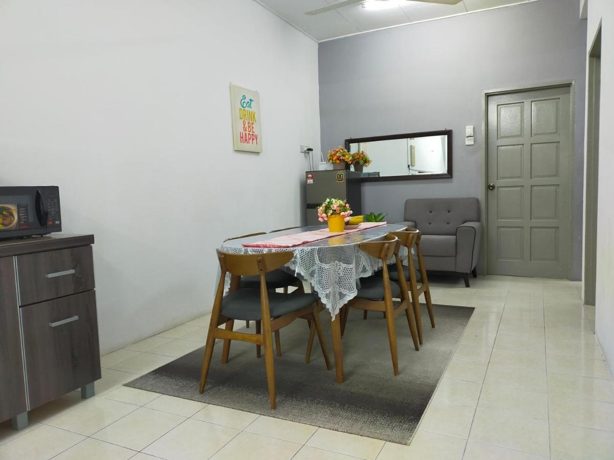 D'Port Dicksonmuslimonly Homestay Exterior foto